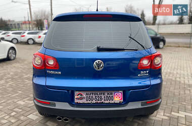 Позашляховик / Кросовер Volkswagen Tiguan 2010 в Кривому Розі