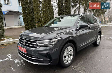 Volkswagen Tiguan 2021