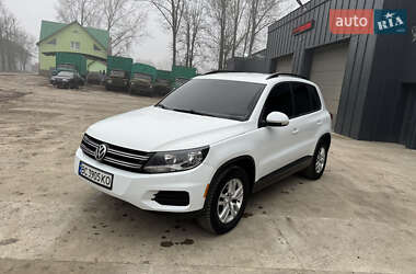 Volkswagen Tiguan 2015