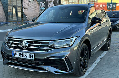 Позашляховик / Кросовер Volkswagen Tiguan 2022 в Луцьку