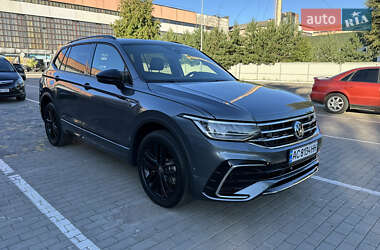 Позашляховик / Кросовер Volkswagen Tiguan 2022 в Луцьку