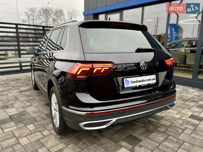 Позашляховик / Кросовер Volkswagen Tiguan 2021 в Рівному