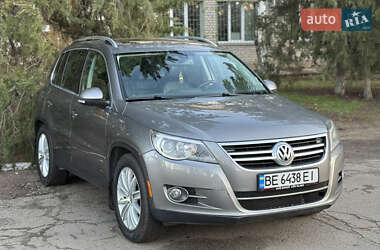 Позашляховик / Кросовер Volkswagen Tiguan 2011 в Миколаєві