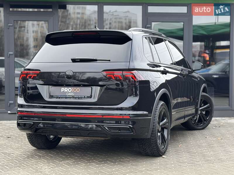 Внедорожник / Кроссовер Volkswagen Tiguan 2021 в Киеве