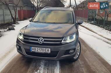 Позашляховик / Кросовер Volkswagen Tiguan 2012 в Хмільнику