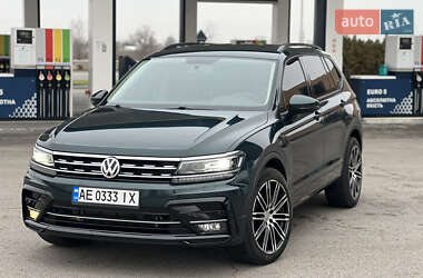 Внедорожник / Кроссовер Volkswagen Tiguan 2017 в Днепре