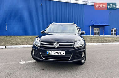 Внедорожник / Кроссовер Volkswagen Tiguan 2016 в Киеве