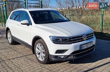 Позашляховик / Кросовер Volkswagen Tiguan 2018 в Одесі