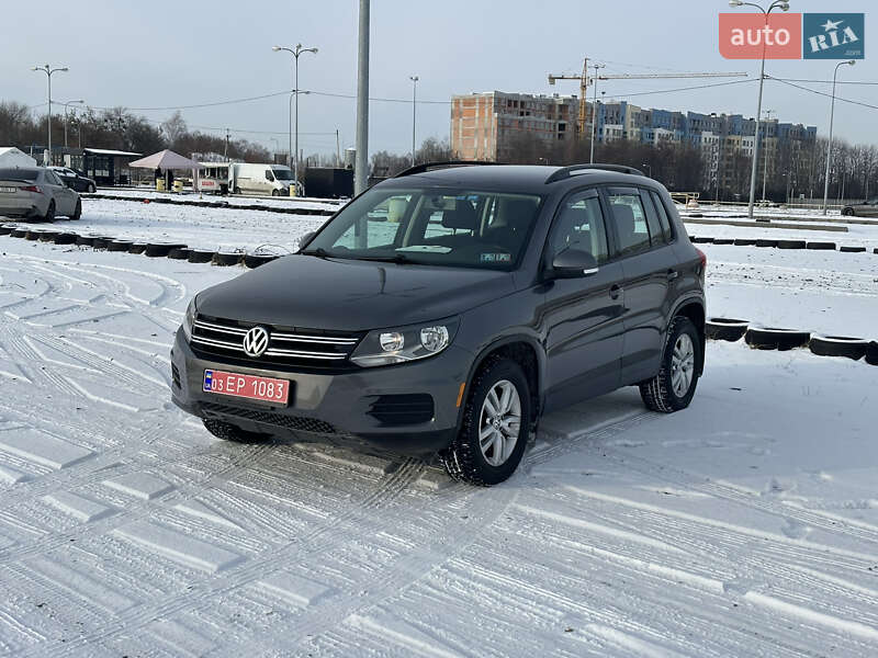 Позашляховик / Кросовер Volkswagen Tiguan 2015 в Львові