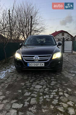 Внедорожник / Кроссовер Volkswagen Tiguan 2007 в Толстом