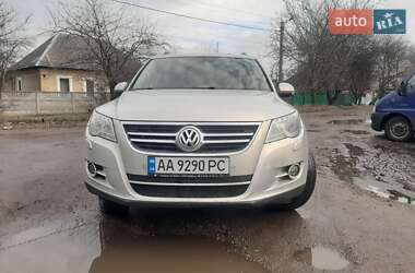 Позашляховик / Кросовер Volkswagen Tiguan 2010 в Черкасах