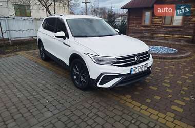 Позашляховик / Кросовер Volkswagen Tiguan 2021 в Буську