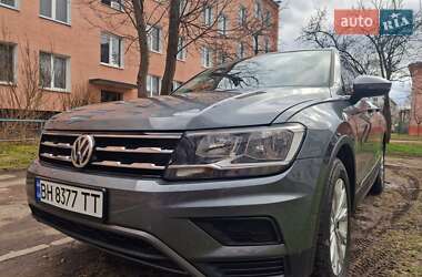 Внедорожник / Кроссовер Volkswagen Tiguan 2020 в Ивано-Франковске