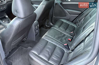 Внедорожник / Кроссовер Volkswagen Tiguan 2013 в 