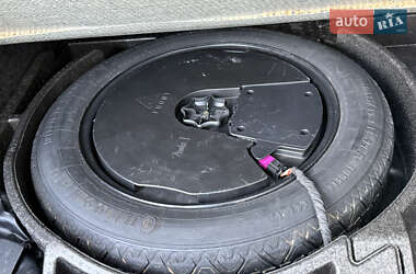 Внедорожник / Кроссовер Volkswagen Tiguan 2013 в 