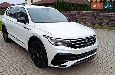 Позашляховик / Кросовер Volkswagen Tiguan 2022 в Києві