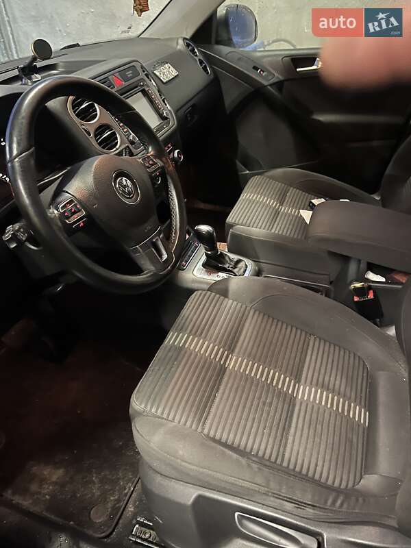 Внедорожник / Кроссовер Volkswagen Tiguan 2010 в Василькове