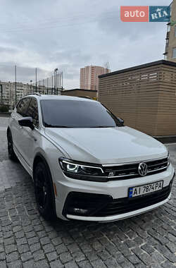 Внедорожник / Кроссовер Volkswagen Tiguan 2019 в Киеве