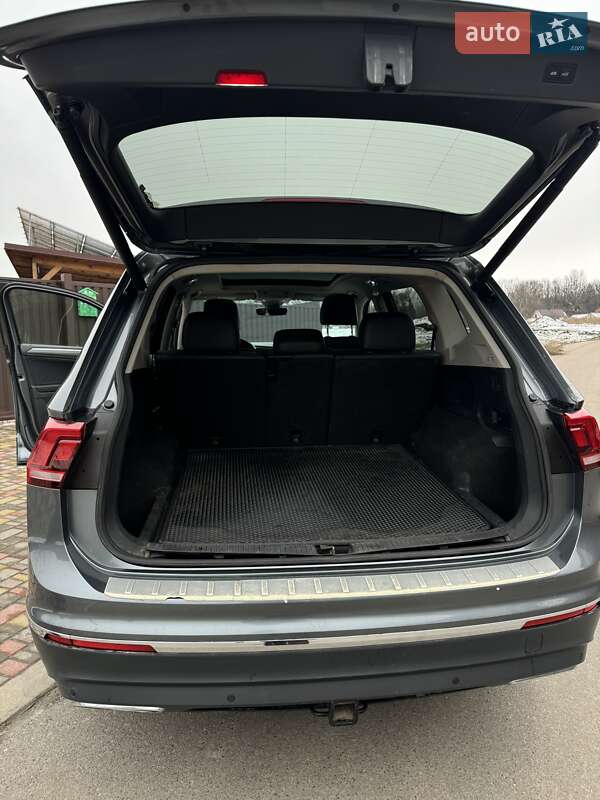 Внедорожник / Кроссовер Volkswagen Tiguan 2018 в Белой Церкви фото 6 Внедорожник / Кроссовер Volkswagen Tiguan 2018 в Белой Церкви