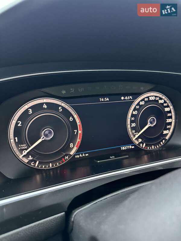 Внедорожник / Кроссовер Volkswagen Tiguan 2018 в Белой Церкви фото 7 Внедорожник / Кроссовер Volkswagen Tiguan 2018 в Белой Церкви