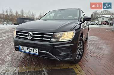 Внедорожник / Кроссовер Volkswagen Tiguan 2021 в Ровно