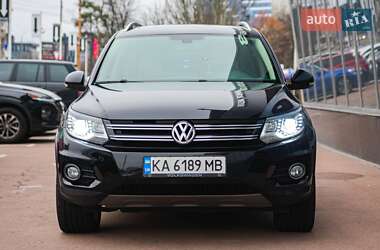 Позашляховик / Кросовер Volkswagen Tiguan 2016 в Києві