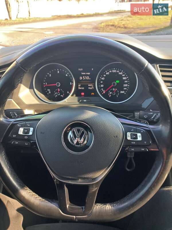 Внедорожник / Кроссовер Volkswagen Tiguan 2018 в Софиевке