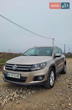 Volkswagen Tiguan 2011