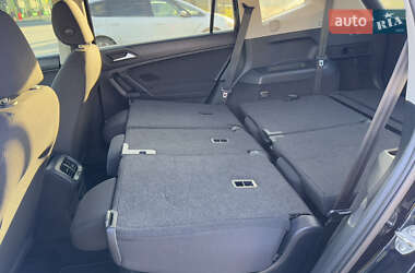Внедорожник / Кроссовер Volkswagen Tiguan 2019 в 