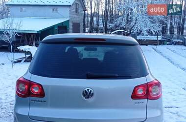 Внедорожник / Кроссовер Volkswagen Tiguan 2011 в Ивано-Франковске