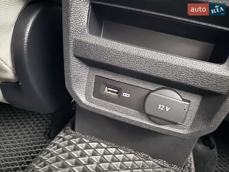 Внедорожник / Кроссовер Volkswagen Tiguan 2019 в Полтаве фото 38 Внедорожник / Кроссовер Volkswagen Tiguan 2019 в Полтаве