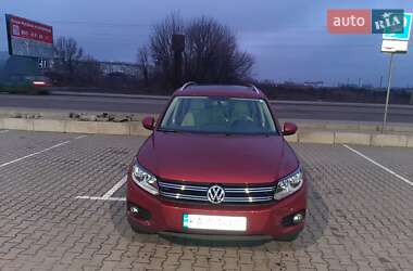 Позашляховик / Кросовер Volkswagen Tiguan 2014 в Києві