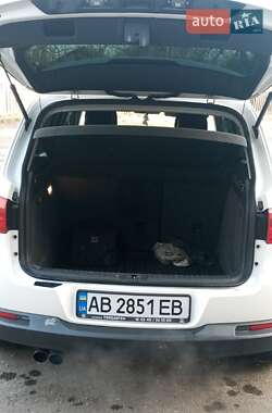 Внедорожник / Кроссовер Volkswagen Tiguan 2012 в 