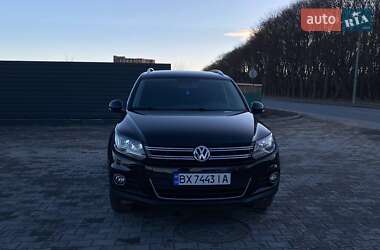 Позашляховик / Кросовер Volkswagen Tiguan 2013 в 