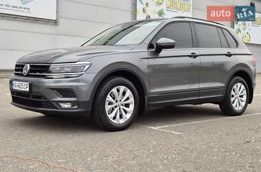 Позашляховик / Кросовер Volkswagen Tiguan 2017 в Києві