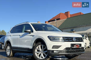 Внедорожник / Кроссовер Volkswagen Tiguan 2020 в Луцке