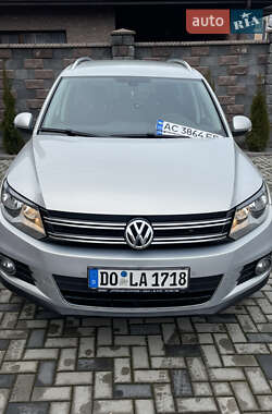 Позашляховик / Кросовер Volkswagen Tiguan 2011 в Рівному