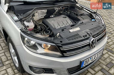 Позашляховик / Кросовер Volkswagen Tiguan 2011 в Рівному