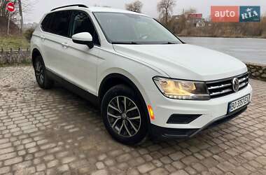 Позашляховик / Кросовер Volkswagen Tiguan 2018 в Шумську