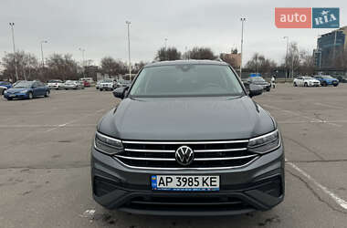 Позашляховик / Кросовер Volkswagen Tiguan 2022 в Запоріжжі