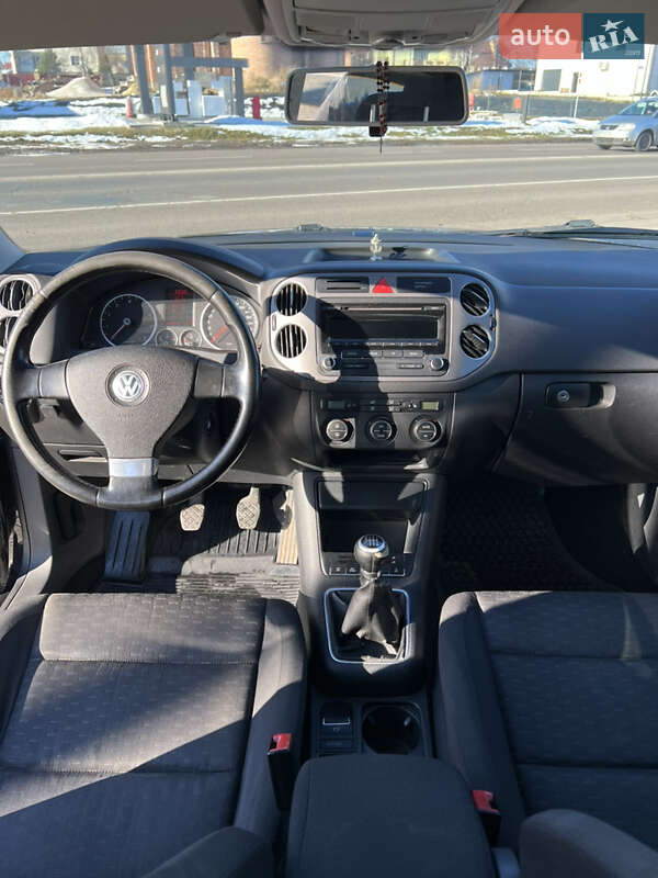 Внедорожник / Кроссовер Volkswagen Tiguan 2007 в Львове фото 14 Внедорожник / Кроссовер Volkswagen Tiguan 2007 в Львове