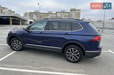 Позашляховик / Кросовер Volkswagen Tiguan 2021 в Києві