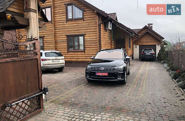 Позашляховик / Кросовер Volkswagen Tiguan 2018 в 