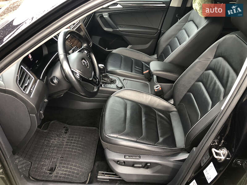 Внедорожник / Кроссовер Volkswagen Tiguan 2018 в Ровно