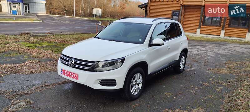 Позашляховик / Кросовер Volkswagen Tiguan 2017 в Дубні