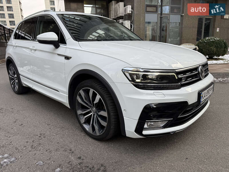 Позашляховик / Кросовер Volkswagen Tiguan 2017 в Києві