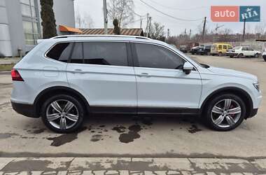 Позашляховик / Кросовер Volkswagen Tiguan 2018 в Старокостянтинові