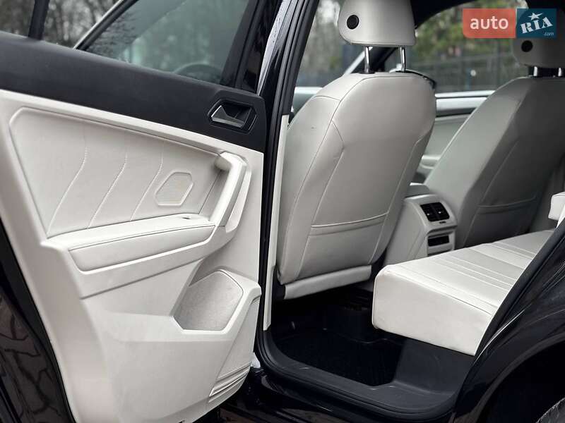 Внедорожник / Кроссовер Volkswagen Tiguan 2021 в Миргороде