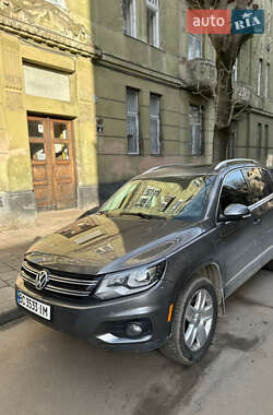 Позашляховик / Кросовер Volkswagen Tiguan 2016 в Львові