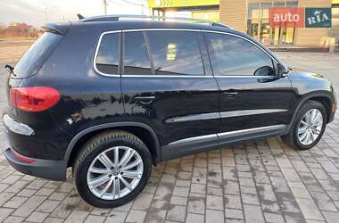 Позашляховик / Кросовер Volkswagen Tiguan 2015 в Кам'янець-Подільському